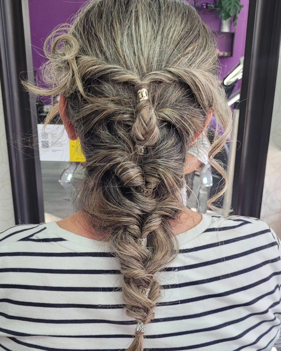 385045262_894767395635839_6660700282920494501_n